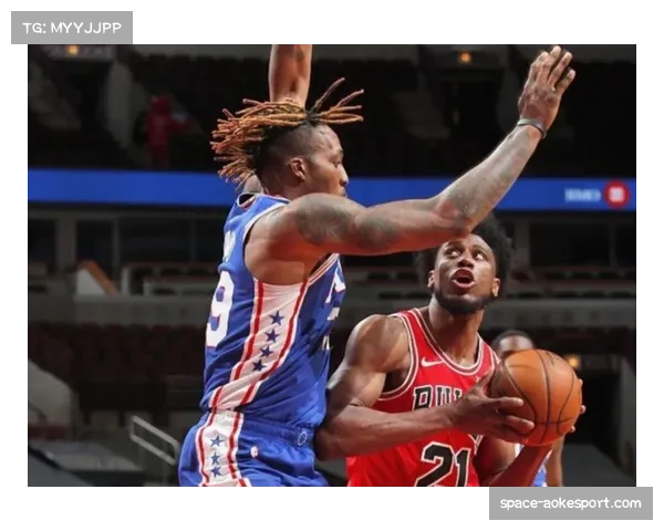 三节战罢，阳光与火花战成平手，双方内线得分均为36分